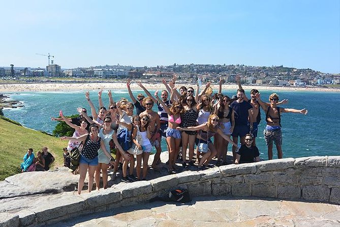 7 Day ULTIMATE Sydney (18 - 35s) - Day 6: Wake Up! Sydney pub crawl with VIP express entry