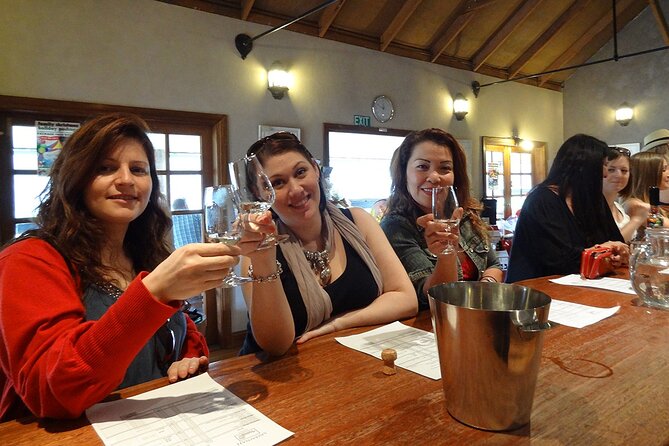 Award-Winning Hunter Valley Wine & Cheese Tour from Sydney - Guides you might run into, and what their style means