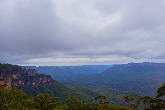Blue Mountains Day Tour from Sydney - Morning pickup and coach comfort before Sydney Zoo