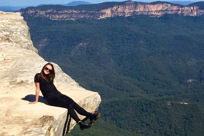 Blue Mountains Private Tour From Sydney, & Featherdale Aussie Animal Park Option - Sydney Harbour Bridge, Lincoln’s Rock, and the Three Sisters in one flow