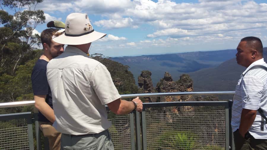 From Sydney: Blue Mountains Bushwalks & Featherdale Tour - Comfort and timing: the small-group cap is more than a number