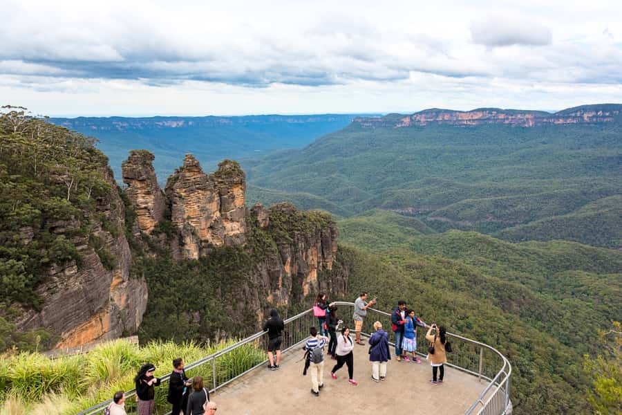 From Sydney: Blue Mountains, Scenic Railway, & Sydney Zoo - The First Nations cultural talk: what to listen for