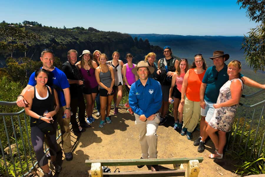 From Sydney: Blue Mountains Small-Group Tour Picnic & Hike - Calmsley Hill City Farm: animals up close, on their terms