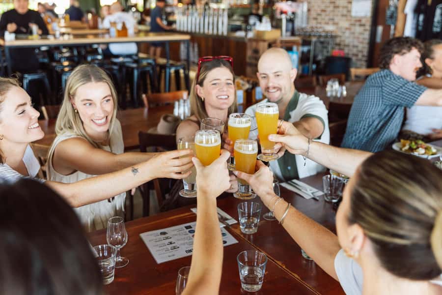 From Sydney: Full-Day Hunter Valley Wine Tour & Lunch - Distillery stop: spirits tasting as the final flourish