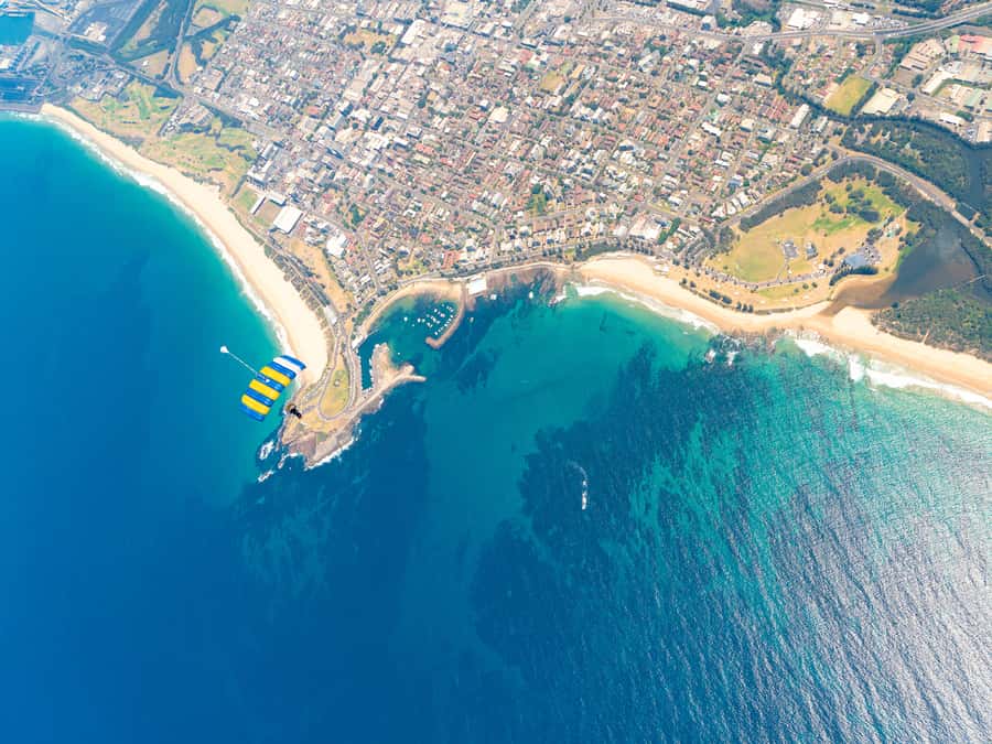 From Sydney: Tandem Skydive Experience over Beach - What Happens on Jump Day: Briefing to Beach Touchdown