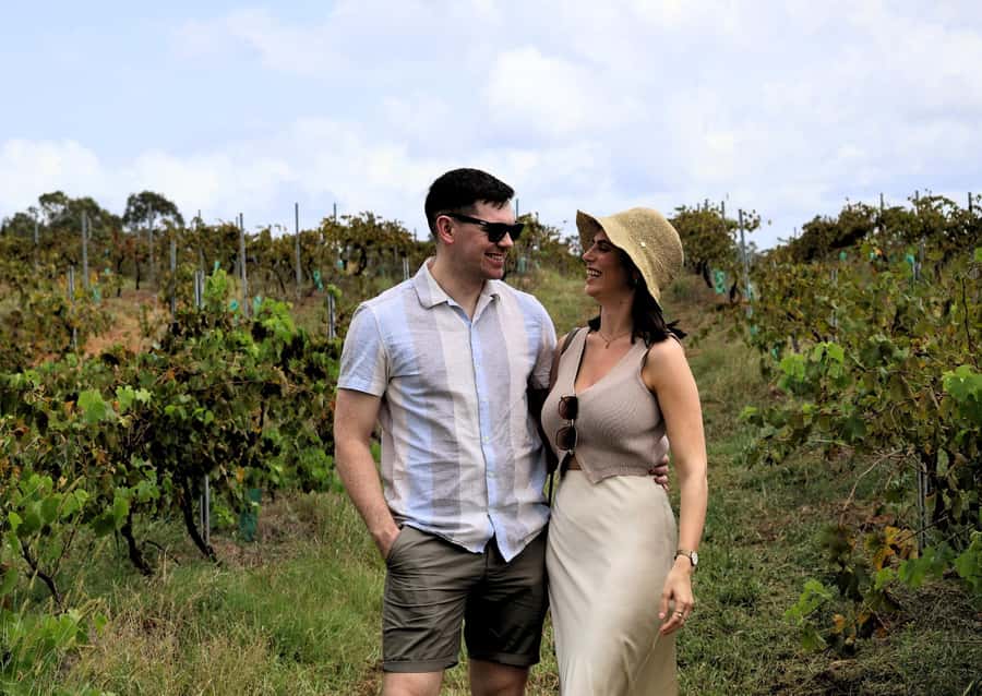 Hunter Valley: Wine, Chocolate and Lunch All Inclusive Tour - Picking your pickup point: timing starts at the curb