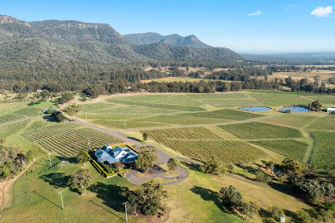 Hunter Valley Wines, 2-Course Lunch, Cheese & Chocolate Tour - Getting there: comfort, a clear meeting point, and mobile tickets