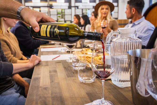 Hunter Valley Wines, 2-Course Lunch, Cheese & Chocolate Tour - Audrey Wilkinson Vineyard: your first guided pour in a historic setting