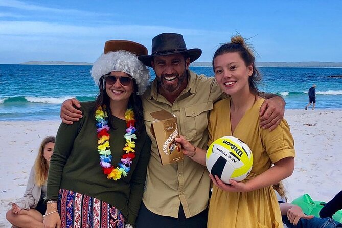 Jervis Bay Tour with Dolphins, Kangaroos & World's Whitest Beach - Booderee National Park and Cave Beach Kangaroos: Wildlife in Coastal Habitat