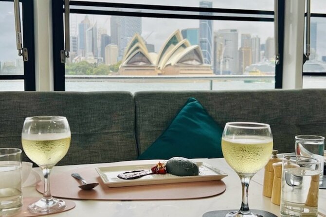 Journey Beyond All-Inclusive Sydney Harbour Dinner Cruise - Dinner and NSW wine: what the 3-course meal is really like