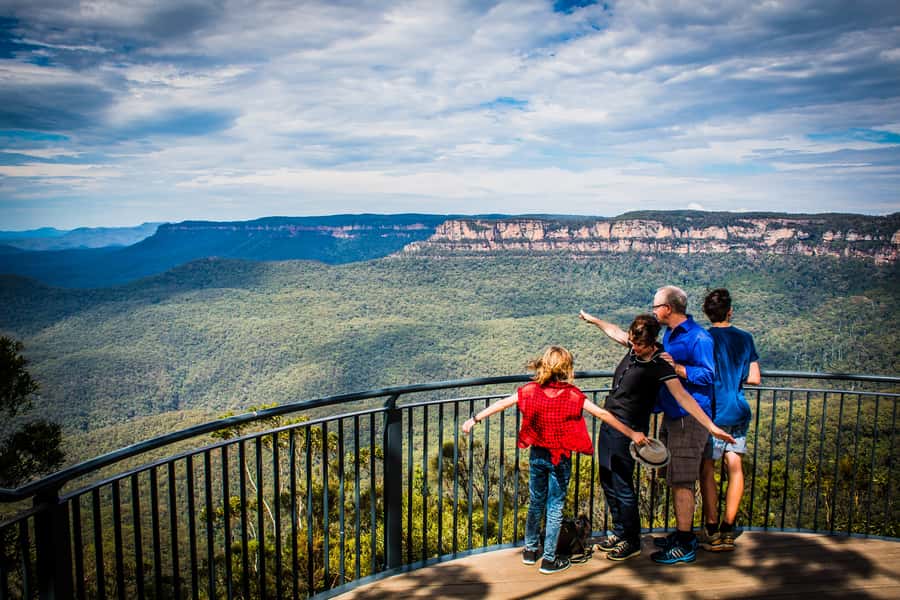 Katoomba: Blue Mountains Full-Day Hop-On Hop-Off Bus Tour - Key things that make this bus tour work