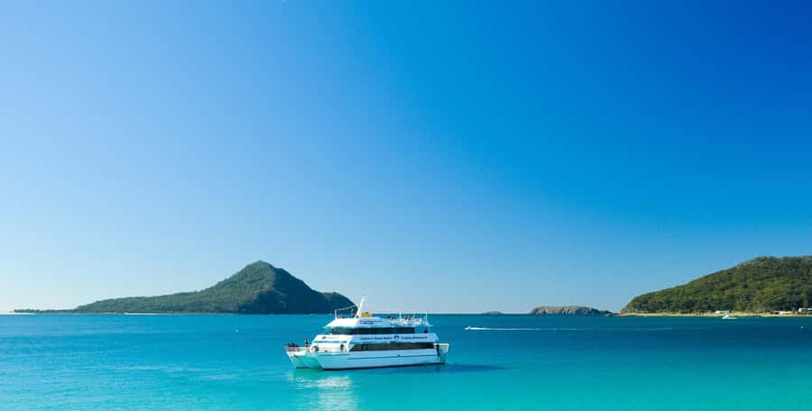 Port Stephens: Dolphin Cruise, Lunch, Koalas & Sandboarding - Stockton sand dunes (near Anna Bay): 4WD access and sandboarding instruction
