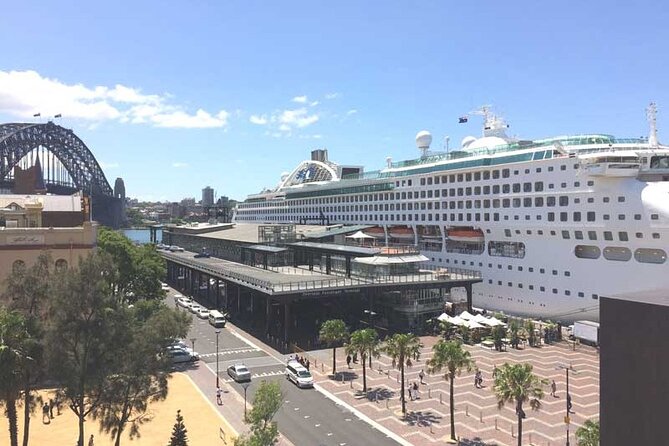 Private Arrival Transfer: Sydney Airport to Hotel or Cruise Port - Where You Meet the Driver (and How Not to Stress)