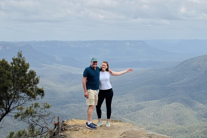 PRIVATE Blue Mountains Scenic World Wentworth Falls & Cruise Tour - Echo Point Lookout: The Three Sisters View You Came For