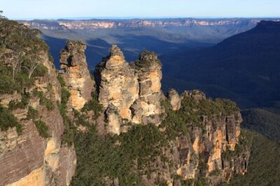Private Luxury Blue Mountain Tour with Wildlife and River Cruise - Featherdale Wildlife Park: The Best Way to Jump Into Australian Animals