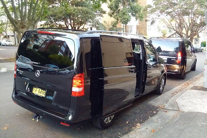 Private Transfer FROM Sydney Airport to Sydney CBD 1 to 5 people - Luggage space that actually matches typical families (up to 5 medium bags)