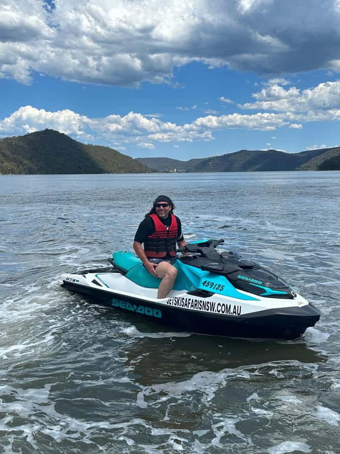 Sydney: 1 hour Jet Ski Safari - The 45-minute briefing that makes beginners comfortable