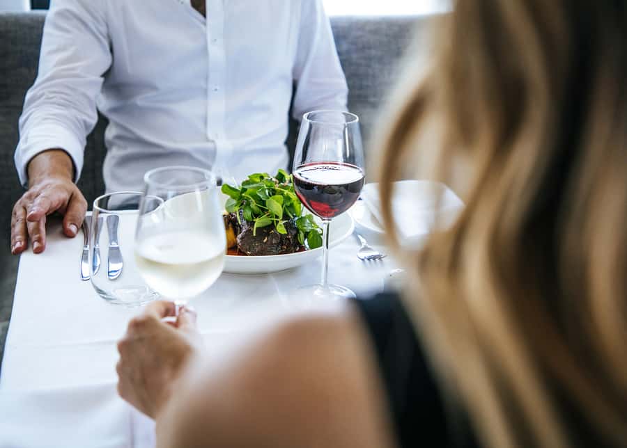 Sydney: 3-Course All Inclusive Dinner Harbour Cruise - The route: Harbour Bridge, Opera House, Taronga Zoo, and Luna Park