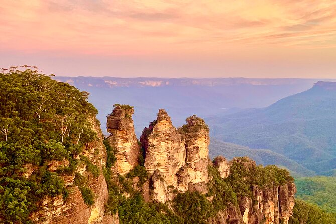 Sydney Arrival Transfer: Airport to City or Overseas Passenger Terminal - Who This Fits Best (and Who Might Feel Happier with a Private Car)