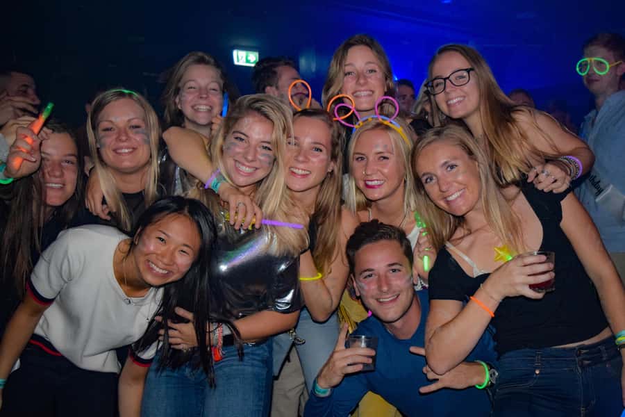 Sydney: Big Night Out Pub Crawl with Local Party Hosts - The Scary Canary start: pool-table meet-up and first-night confidence