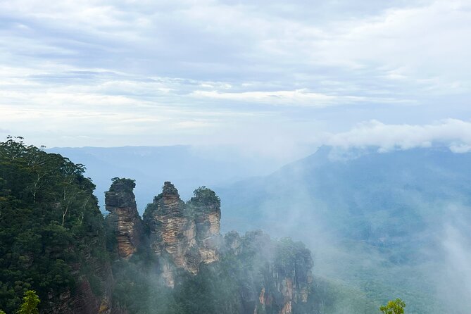 Sydney Blue Mountains Day Tour with Wildlife Park and Waterfalls - Katoomba’s one-hour break: lunch on your terms