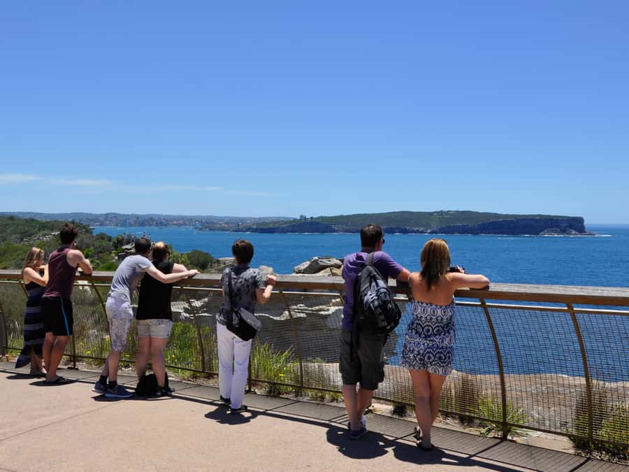 Sydney: City Highlights Guided Bus Tour - Central Sydney first: Domain, Art Gallery, and the Botanic Garden area