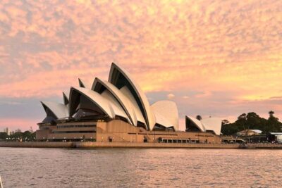 Sydney: Golden Glow Sunset Harbour Cruise with 1 Drink - Finding Aquarium Wharf: Easy If You Arrive Early