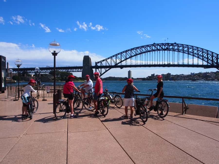 Sydney: Guided Harbour E-Bike Tour - The Surry Hills Finish Back to Darlinghurst