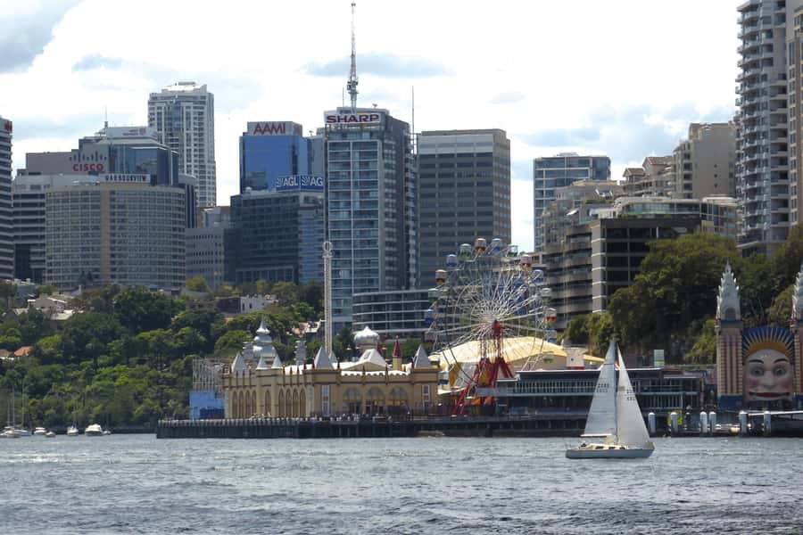 Sydney: Half-Day City Tour - Mrs Macquarie’s Chair and the harbour picture you’ll keep