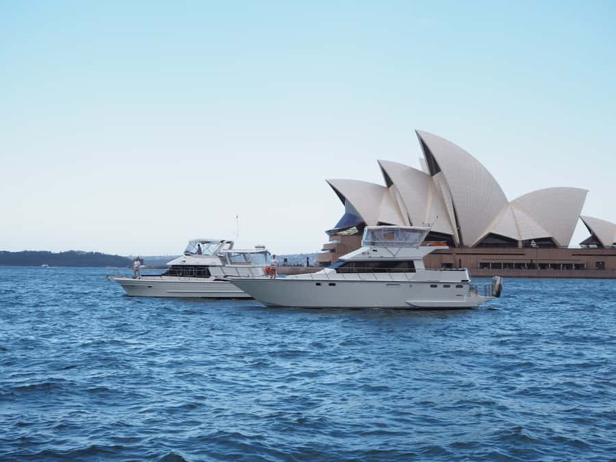 Sydney Harbour: 2-Hour Morning Yacht Cruise with Morning Tea - Finding the Yacht at Commissioner’s Steps: The One Part You Shouldn’t Rush