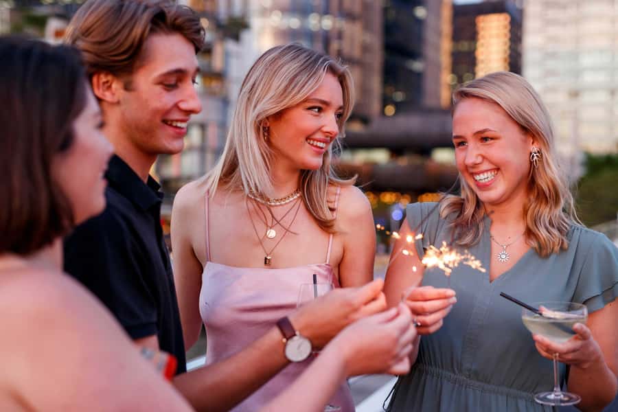 Sydney: Harbour Dinner Cruise with 3, 4 or 6-Course Menu - The Boat and the Live Music: MV Sydney 2000 Vibe