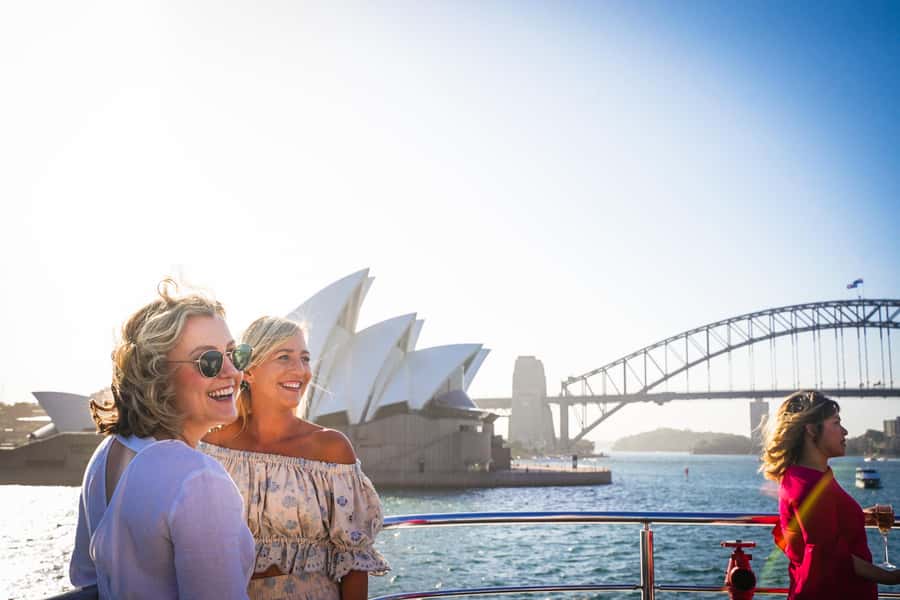 Sydney Harbour Experience 90-minute Sightseeing Cruise - The 90 Minutes That Feel Like a Harbour Orientation