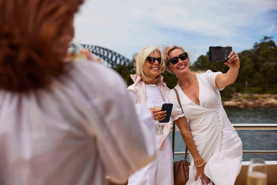 Sydney Harbour Experience 90-minute Sightseeing Cruise - What You’ll See: Opera House, Harbour Bridge, and Water-Level Angles