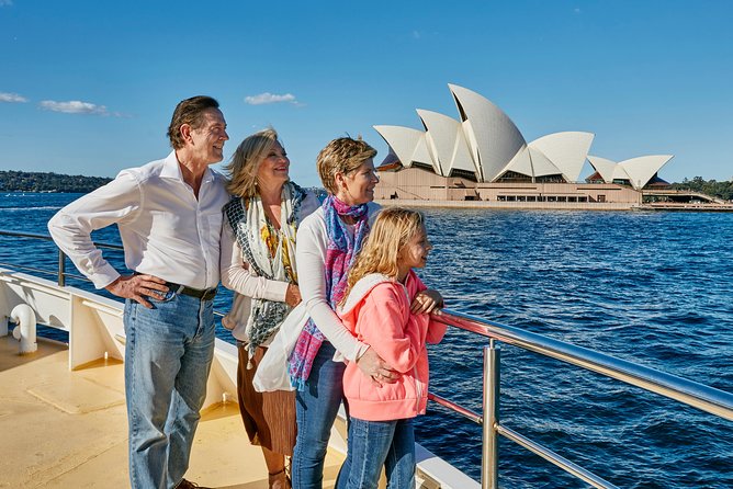 Sydney Harbour Sightseeing Cruise Experience - Eastern Suburbs Views: Point Piper, Double Bay, and Bradleys Head