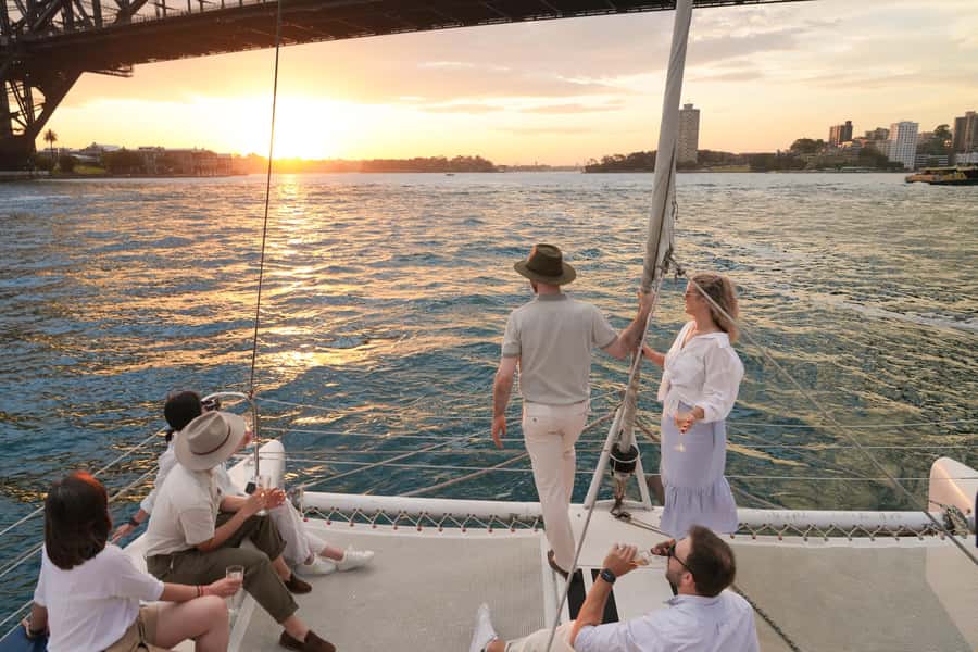Sydney Harbour: Sunset Catamaran Cruise - Getting on Board: Man O’War Steps and the Kirralee Factor