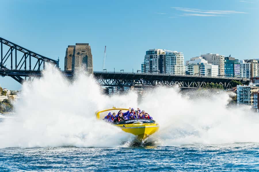 Sydney Harbour: Thunder Thrill Jet Boat Ride - The 30-Minute Thunder Thrill Flow: From Easy Cruising to Spins