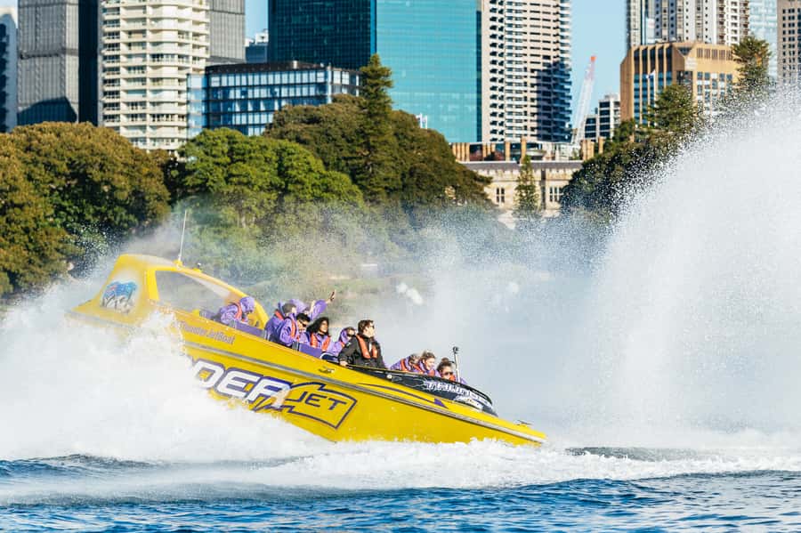 Sydney Harbour: Thunder Thrill Jet Boat Ride - What You Get for $41: Value for a 30-Minute Shortcut to Iconic Sights