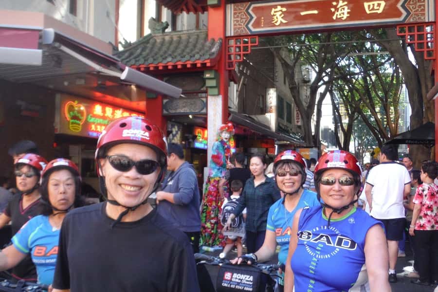 Sydney Highlights 2.5-Hour Bike Tour - Darling Harbour and Hyde Park: city icons with a calmer pace