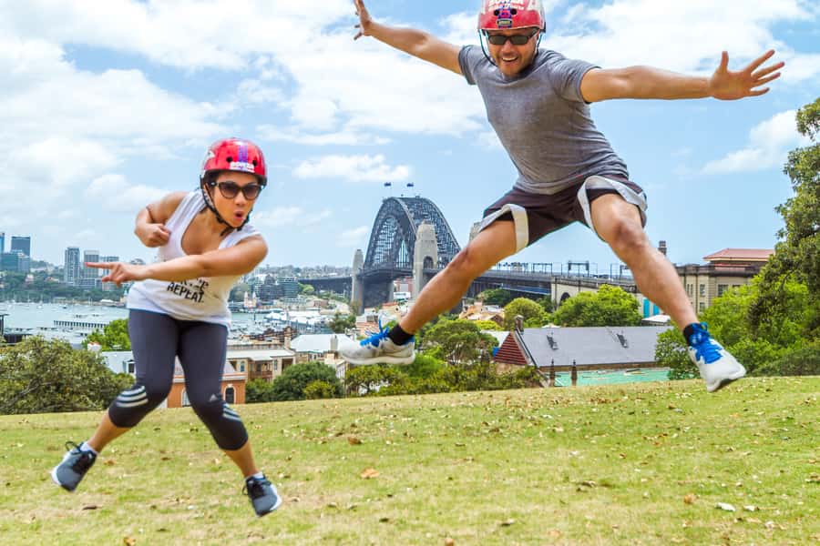 Sydney: Iconic Sights 4-Hour Bike Tour - What to bring and how to plan food and breaks