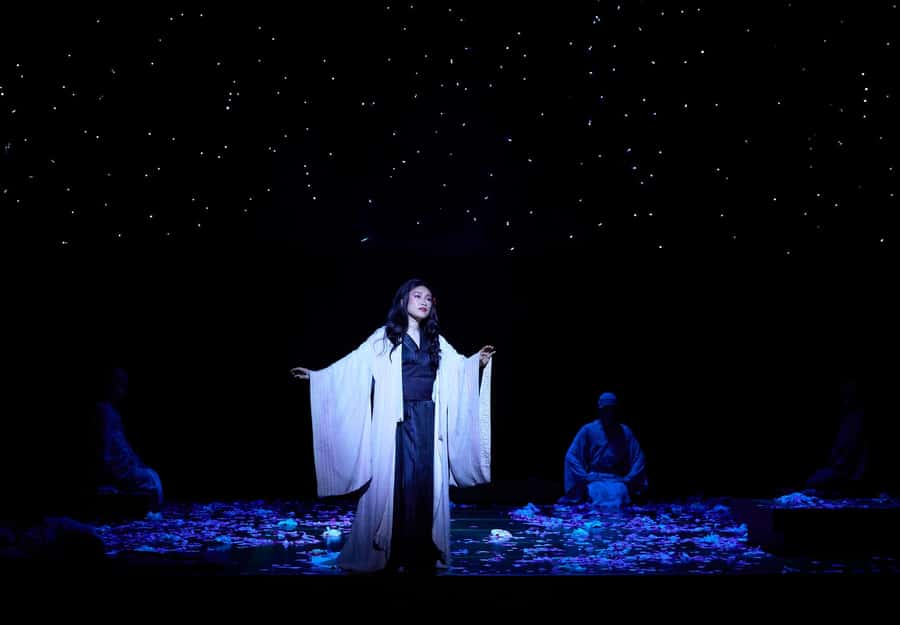 Sydney: Madama Butterfly the Sydney Opera House - Photos, recording, and staying present in the moment