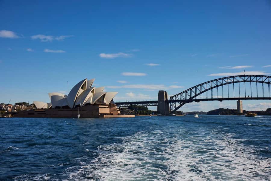Sydney: Morning or Afternoon Harbour Sightseeing Cruise - The 90-minute rhythm: short brief, steady sightseeing pace