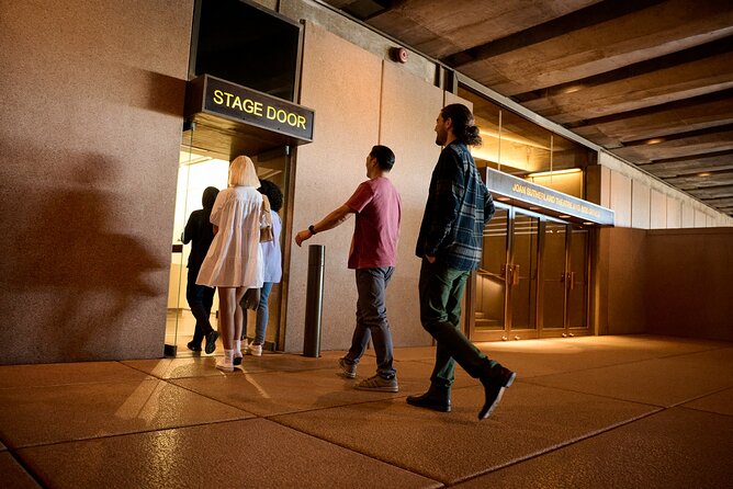 Sydney Opera House Backstage Guided Tour with Breakfast - Who should book this backstage tour