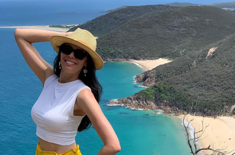 Sydney: Port Stephens Day Trip with Dolphin Cruise or Hike - Guides and Group Energy: What Makes the Day Feel Smooth