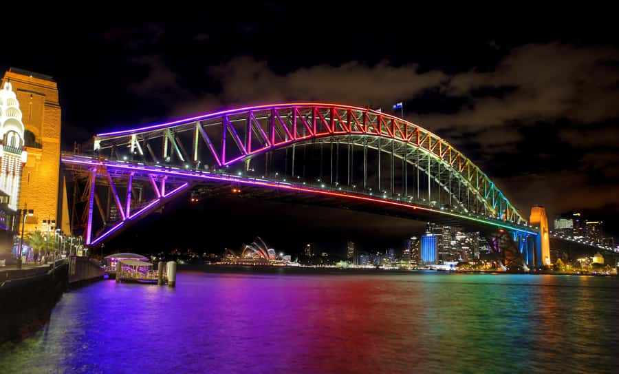 Sydney: Premium Catamaran Vivid Cruise with Welcome Drink - Vivid Sydney from the Water: Why This Cruise Works