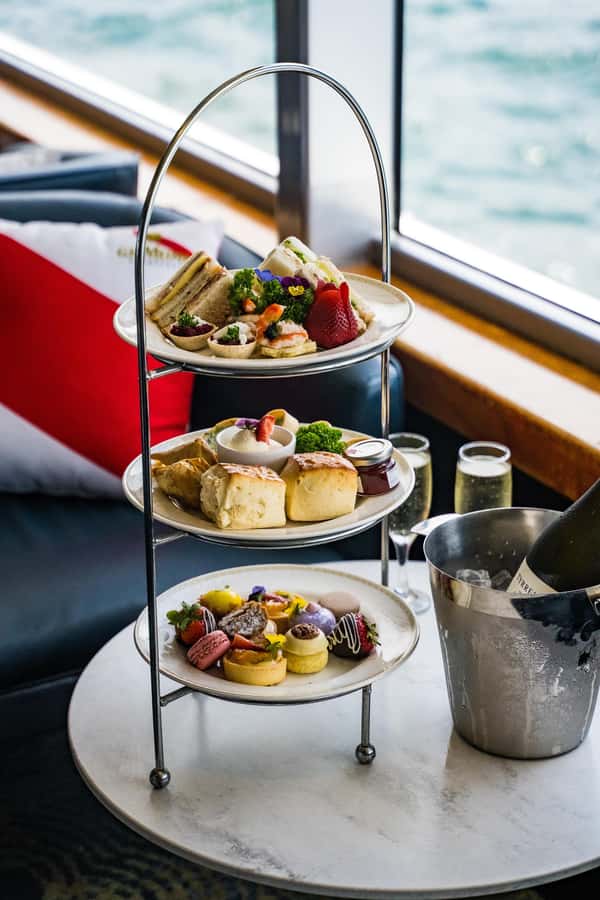 Sydney: Relaxing High Tea Cruise on Sydney Harbour - Tips to make your cruise calmer and more scenic