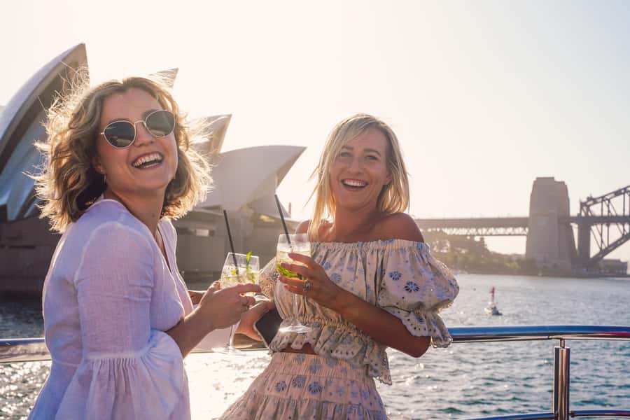Sydney: Relaxing High Tea Cruise on Sydney Harbour - High Tea on Sydney Harbour: what you’re really buying