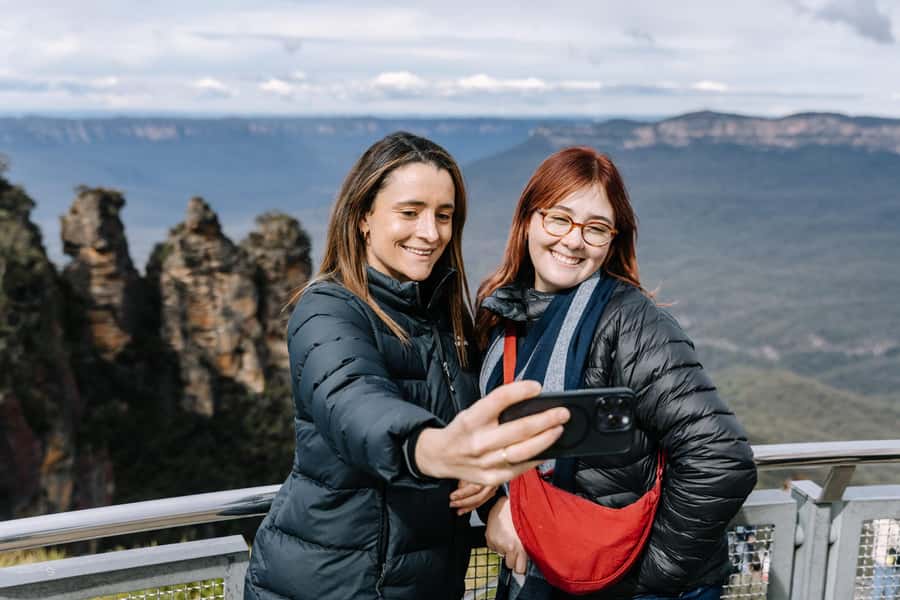 Sydney: Small Group Blue Mountains, Wildlife & Waterfalls - Three Sisters and Iconic Rock Formations: Seeing the Famous Thing the Smart Way