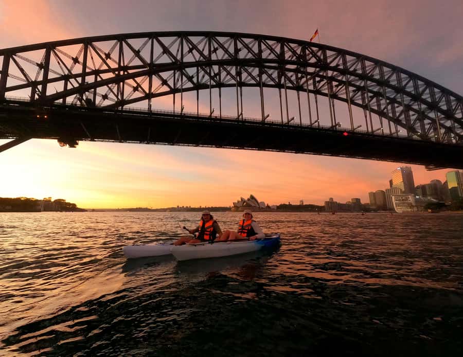 Sydney: Sunset Kayak - Opera & Harbour Bridge Tour (5p. max) - Sunset Kayaking in Sydney: why this route feels special