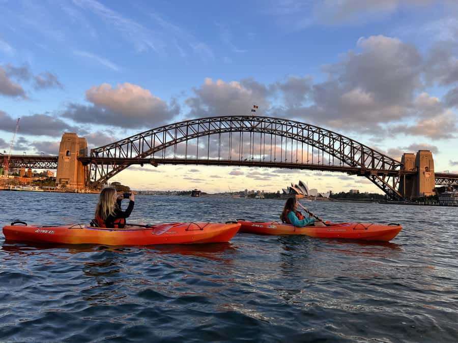 Sydney: Sunset Kayak Tour on Sydney Harbour - 90 minutes at dusk: what the paddle is really like