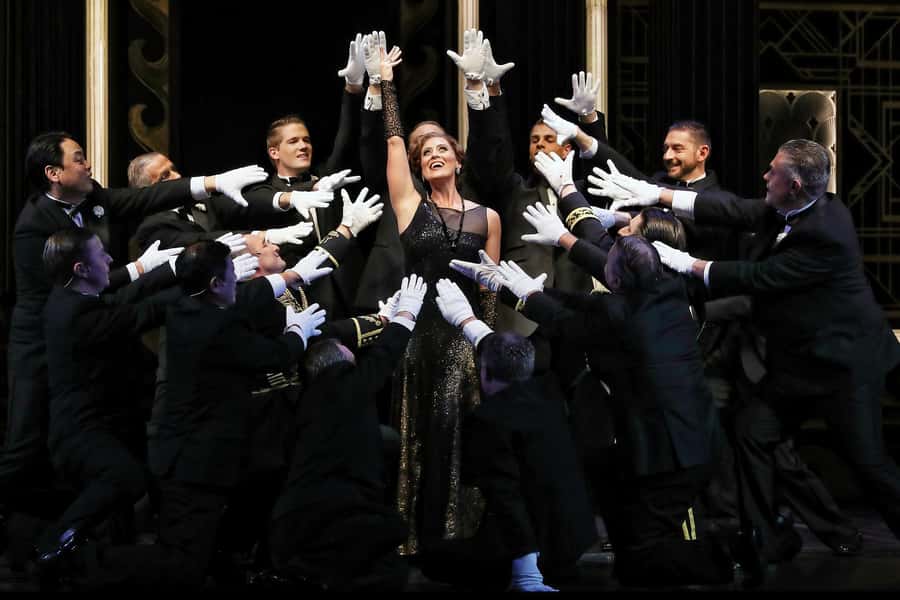 Sydney: The Merry Widow at the Sydney Opera House - What makes the staging so memorable: Art Deco costumes and geometric sets